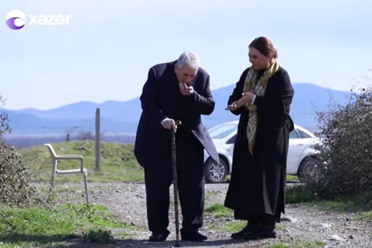Arif Babayev illər sonra Ağdamda — Vədinə sadiq Xalq artisti torpağı öpdü (VİDEO)