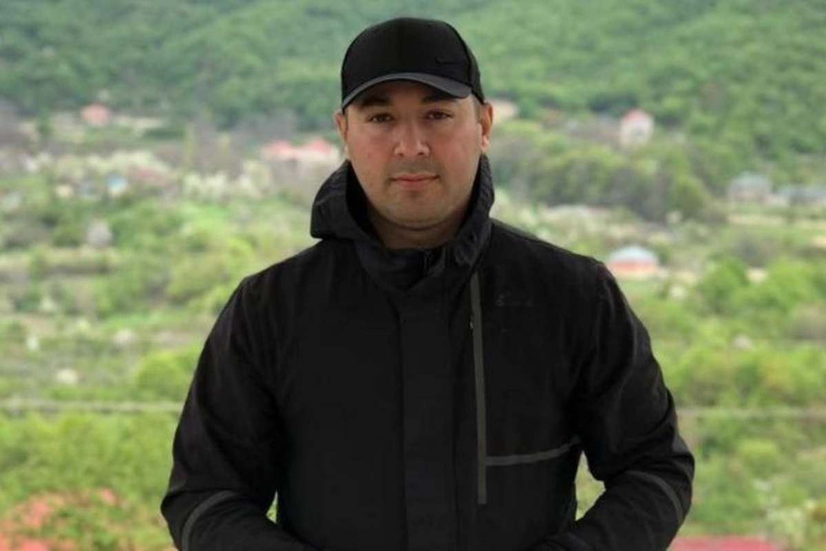 Sibirdə kasıblara meyvə paylayan azərbaycanlı necə məşhurlaşdı? — FOTO