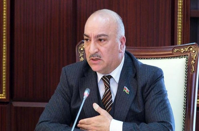 Deputat həmkarından Tahir Kərimliyə SƏRT CAVAB Deputat həmkarından Tahir Kərimliyə SƏRT CAVAB