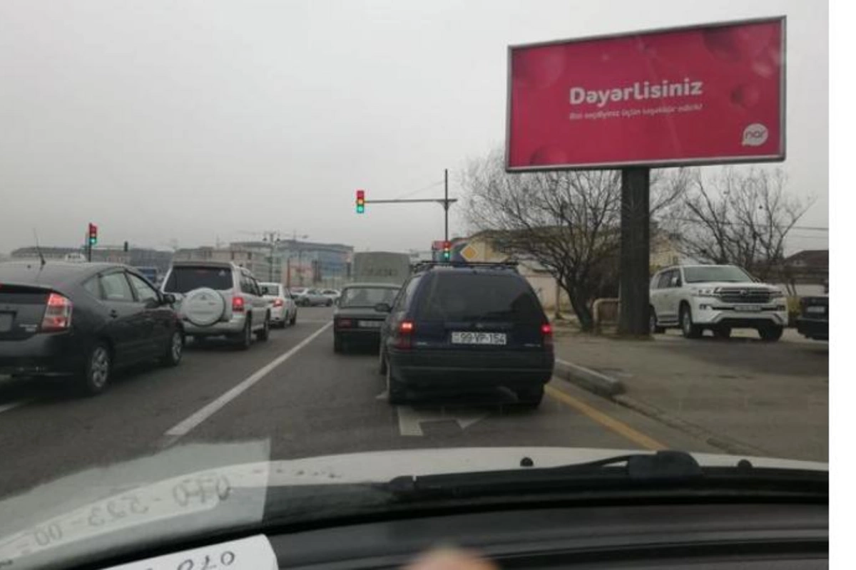 Paytaxt küçələrində işıqforlar işləmir — VİDEOFAKT