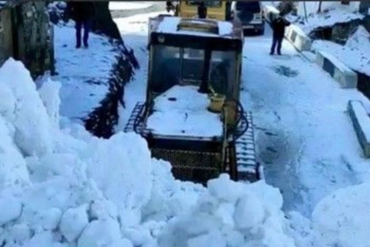 Dağıstanda qar uçqunu: Yaşayış məntəqələri ilə əlaqə kəsildi