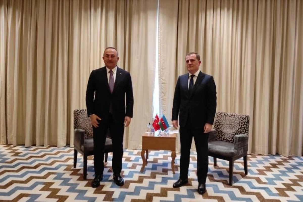 Azərbaycan və Türkiyə XİN rəhbərləri Tacikistanda görüşdü