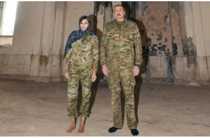 Cəmil Həsənlinin qızının intim videosu və ya DTX-ya ad günü təxribatı...