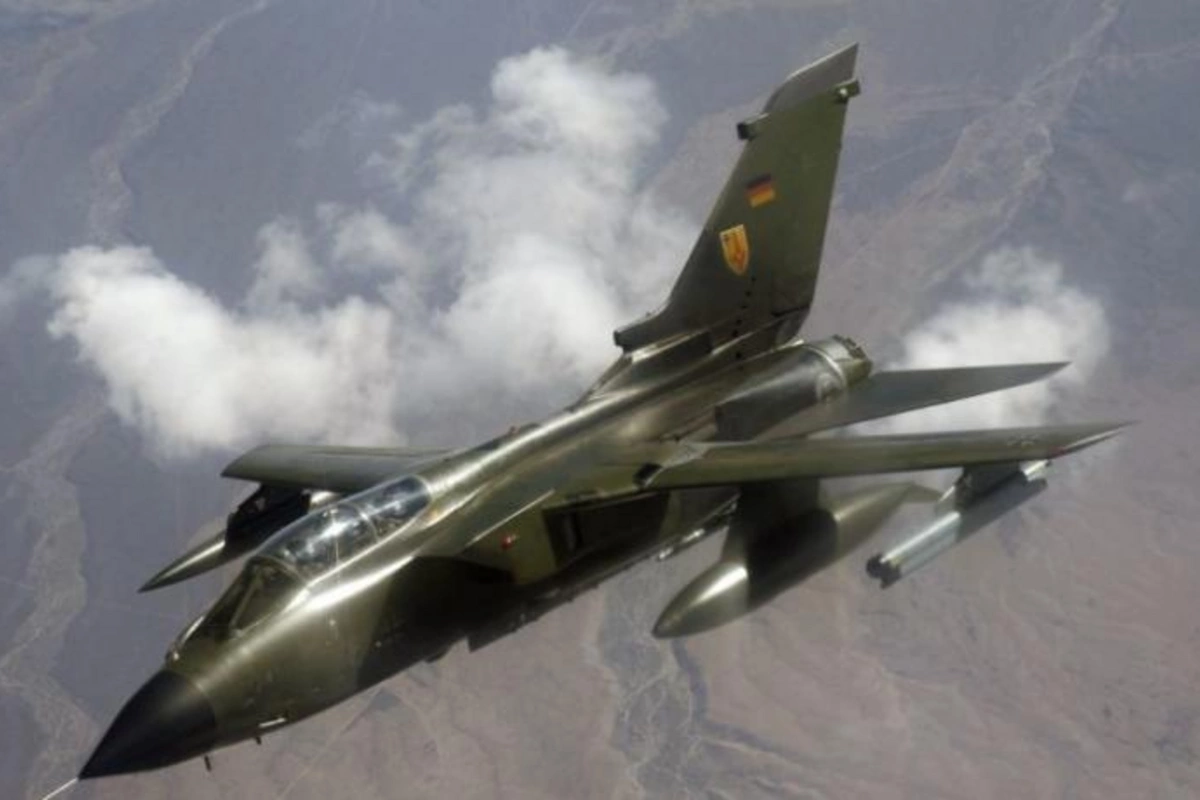 SON DƏQİQƏ: Almaniya Hollandiyanı bombaladı