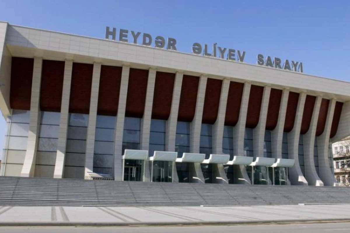 Heydər Əliyev Sarayında direktor vəzifəsini kim icra edir?