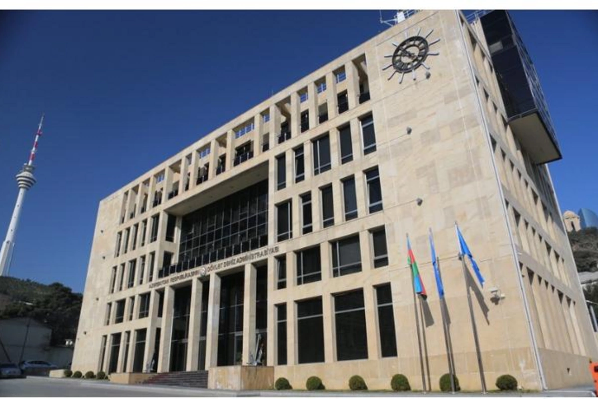 Hava şəraitinə görə gəmilərin hərəkət təhlükəsizliyi gücləndirildi