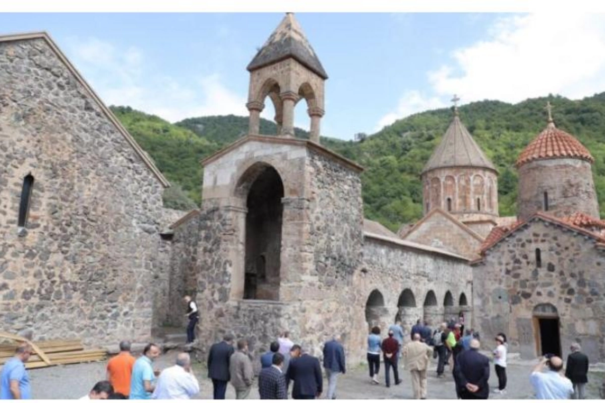 Rus sülhməramsızlıları erməniləri Kəlbəcərə daşımaqla məşğuldu