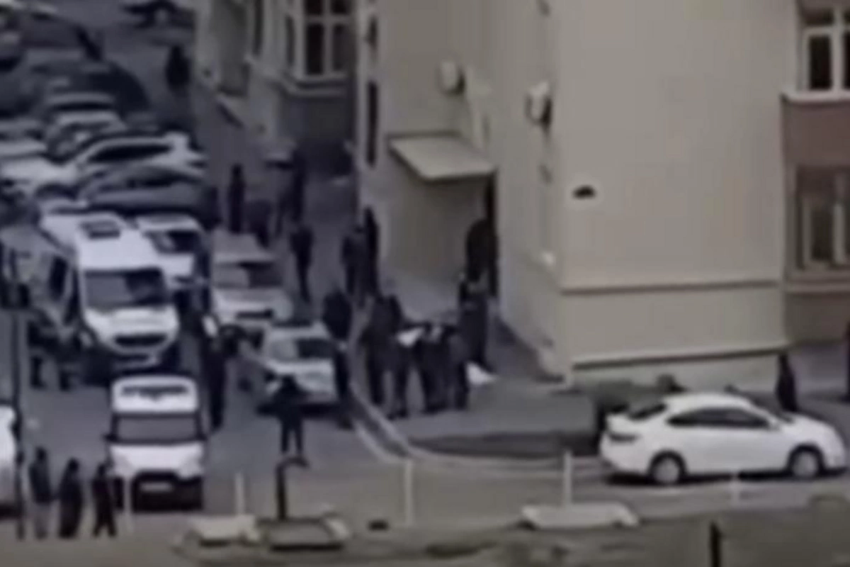 Birgə intihar edən qızlar sinif yoldaşı olublar — TƏFƏRRÜAT