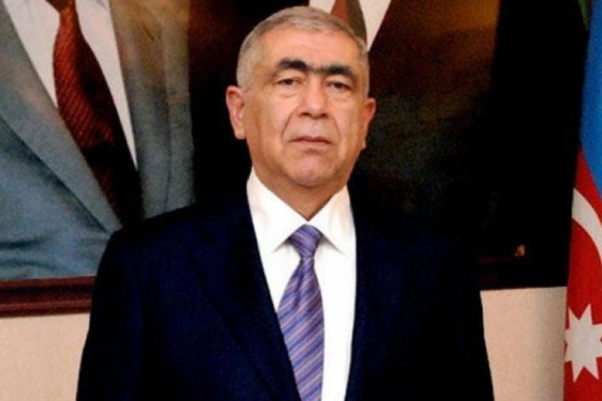 Saleh Məmmədov 10 rəisi işdən çıxardı