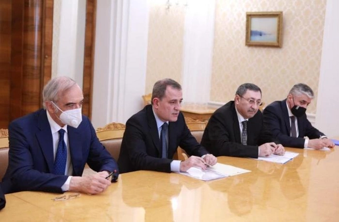 Ceyhun Bayramovla Lavrov Moskvada görüşdü — FOTO Ceyhun Bayramovla Lavrov Moskvada görüşdü — FOTO