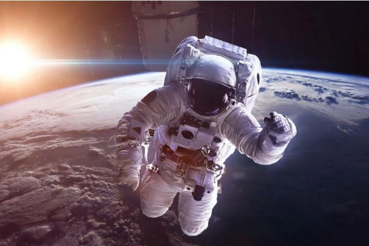 BƏƏ iki yeni astronavtın adını açıqladı — Biri qadındır
