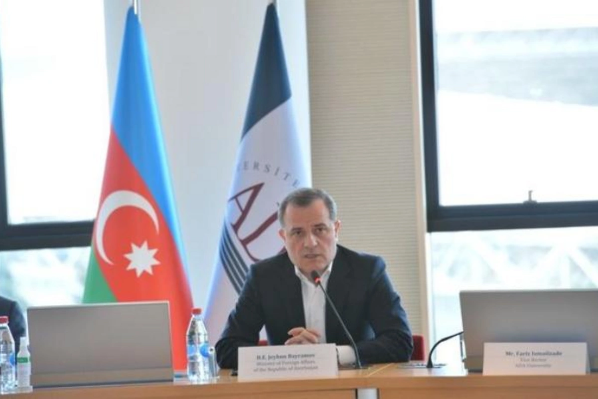Ceyhun Bayramov Bolqarıstana getdi