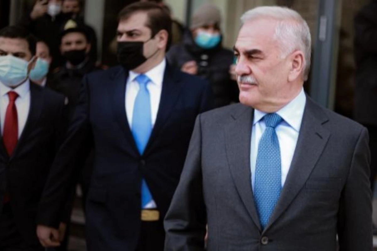 Vasif Talıbov nəvələrinə Bakıda kiçik toy etdi — FOTO