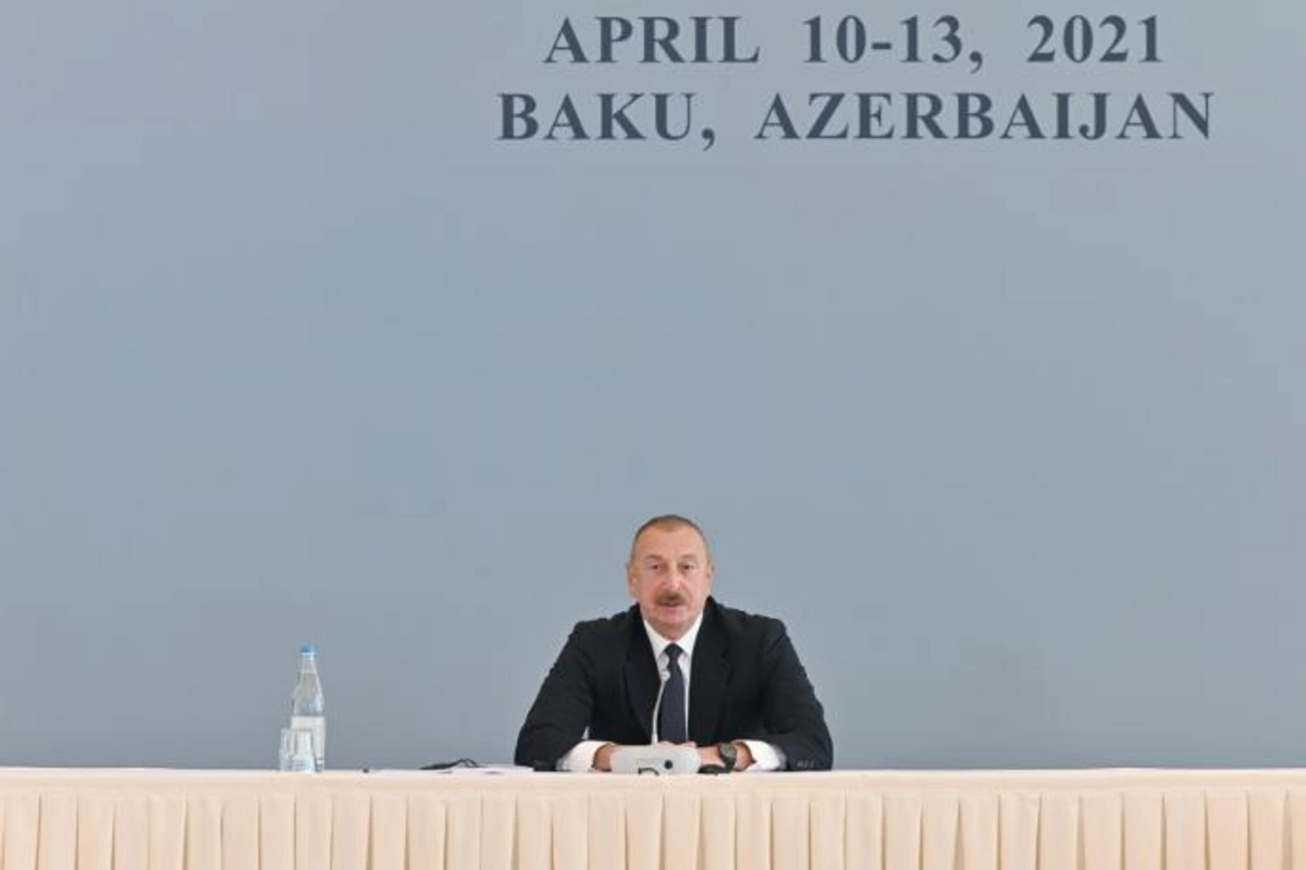 İlham Əliyev: Atəşkəs əldə olunmasına baxmayaraq, münaqişə ilə bağlı çoxlu suallar qalmaqdadır