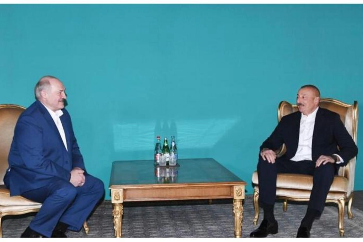 Lukaşenkonun Bakı səfərinin hədəfi: Belarus Türk Şurasına doğru...