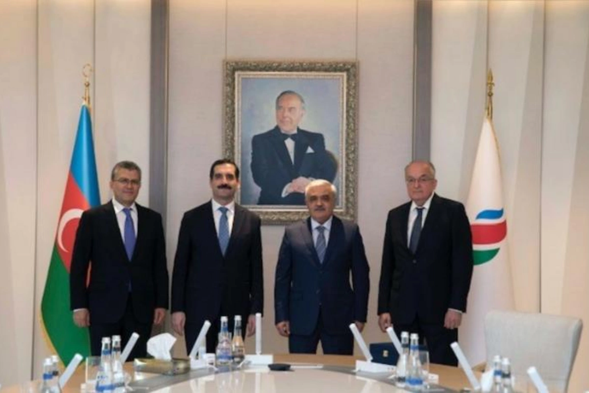 SOCAR-ın prezidenti Türkiyə səfiri ilə görüşdü