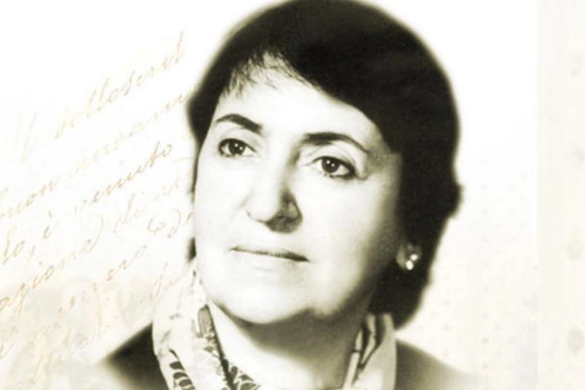 Görkəmli oftalmoloq alim Zərifə Əliyevanın anadan olmasından 98 il ötür