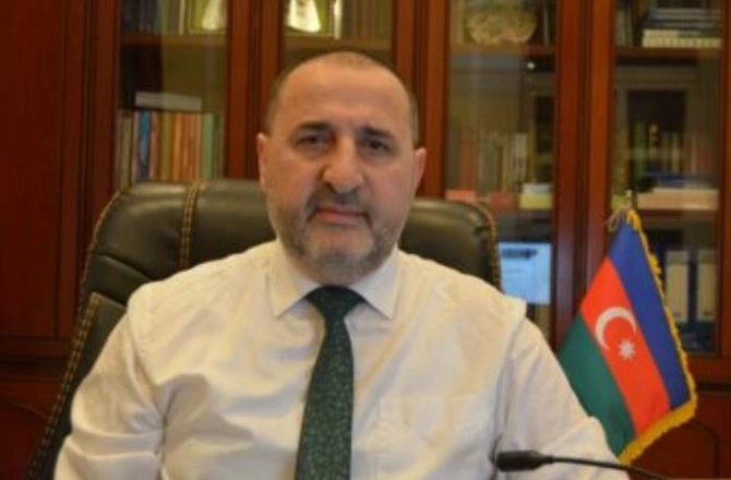Eks-deputat: Gömrük Komitəsi qohumbazlıqdan qaynaqlanan qurum kimi gülüş obyektinə çevrilib