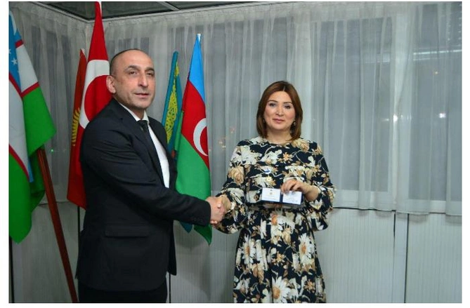 İctimai xadimlərə və media rəhbərlərinə medal verildi — FOTOLAR