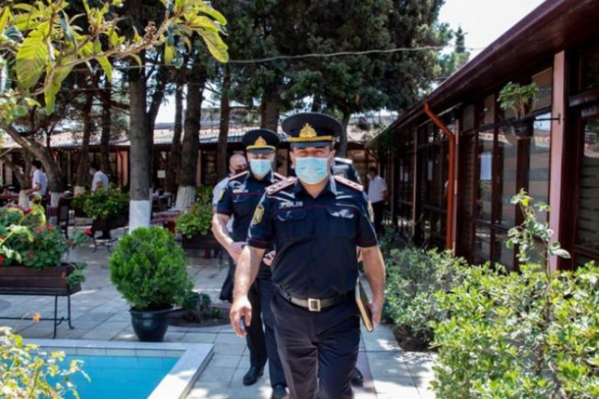 Daha bir restoran sahibi cərimələndi