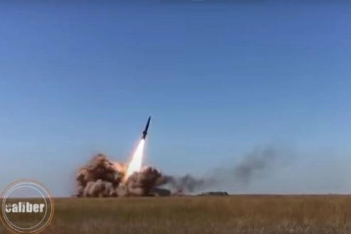 “Caliber” Şuşaya “İskəndər M” raketinin atılmasının görüntülərini paylaşdı — VİDEO