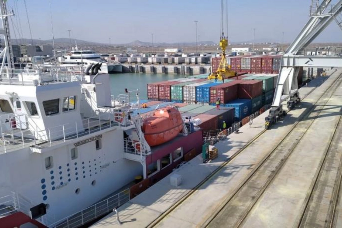 Azərbaycana məxsus gəmi Avropaya daşımalar həyata keçirəcək