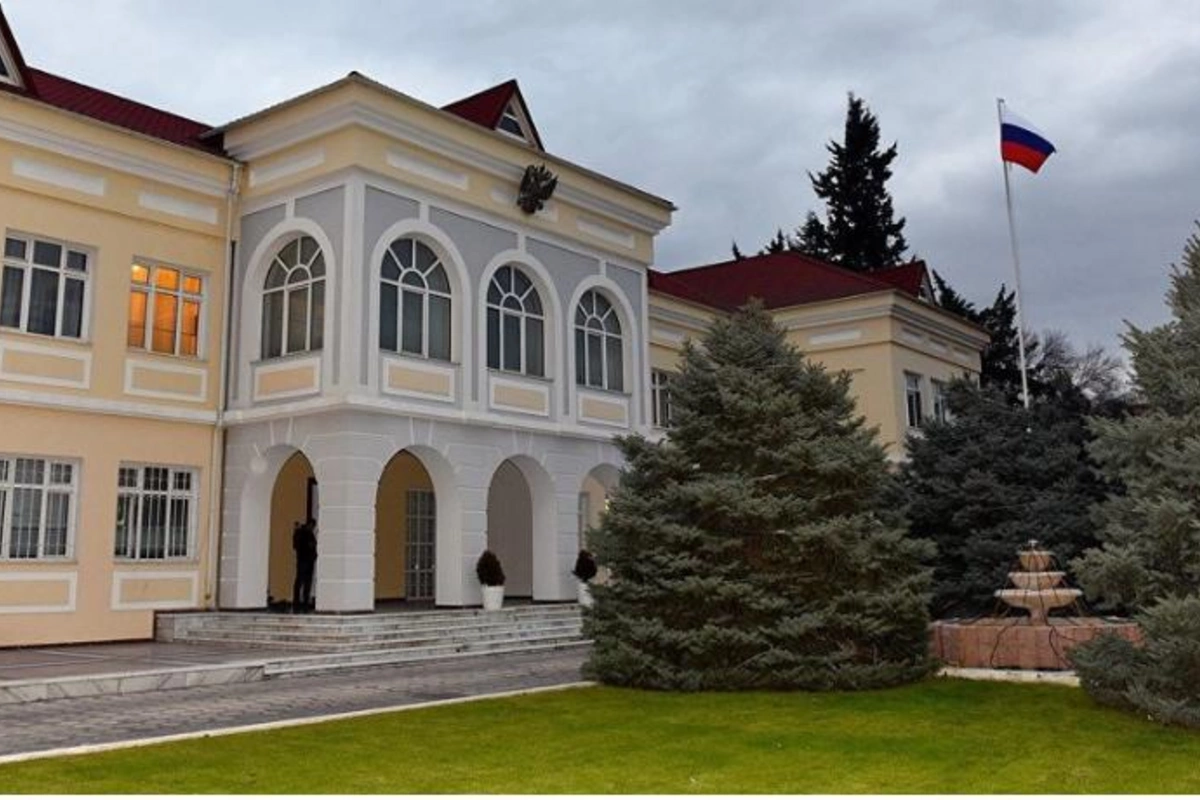 Azərbaycan ictimaiyyətinin nümayəndələri Rusiya səfirliyinə müraciət etdi