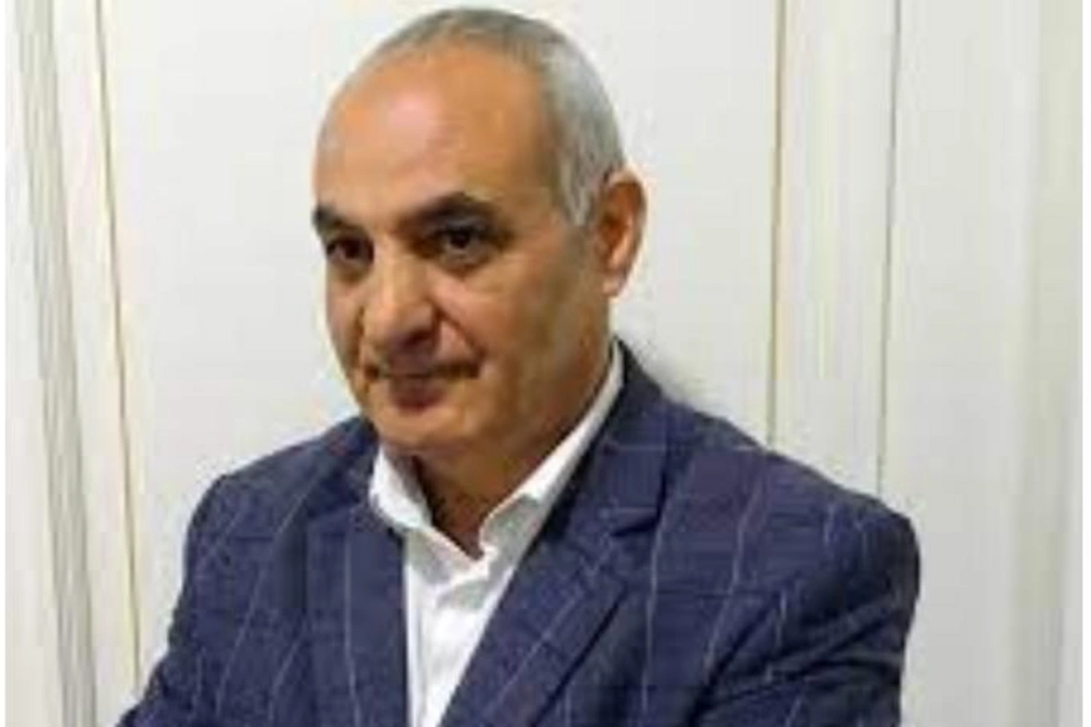 Hüseynbala Mirələmov gözündən müalicə alır, əli ilə köməkçisindən kağız istəyirdi — AÇIQLAMA