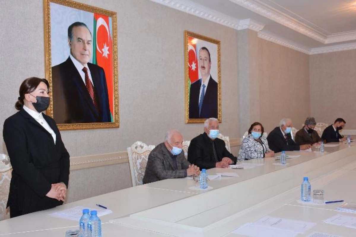 Abşeronda Ağsaqqallar Şurasının konfransı keçirildi — FOTOLAR