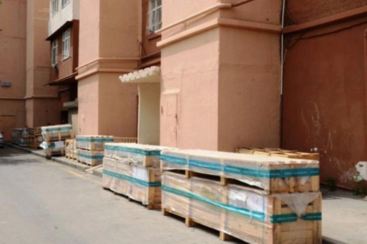 Paytaxtda yeni liftlərin quraşdırılması davam edir — FOTOLAR