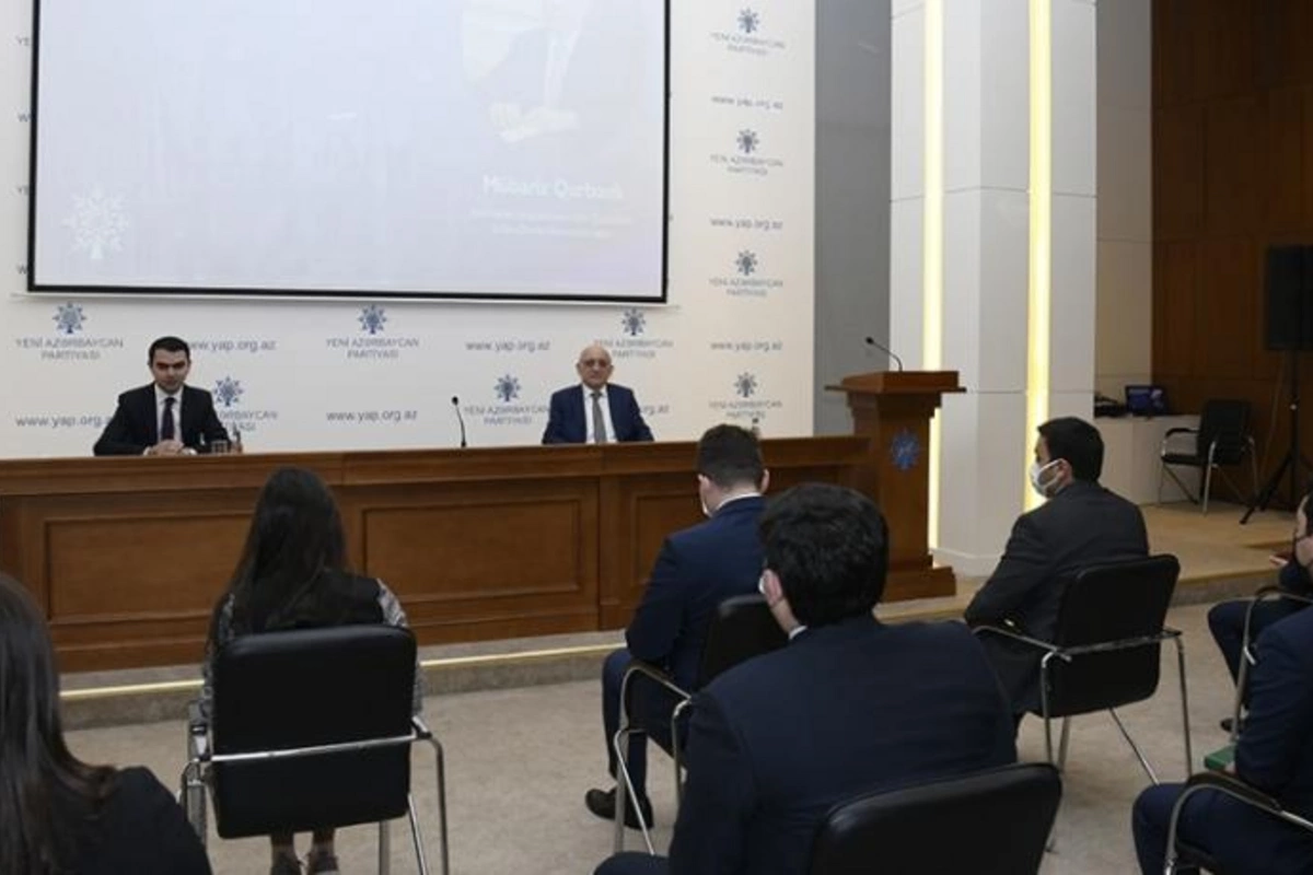“Heydər Əliyev irsi və milli mənəvi dəyərlər” — FOTOLAR