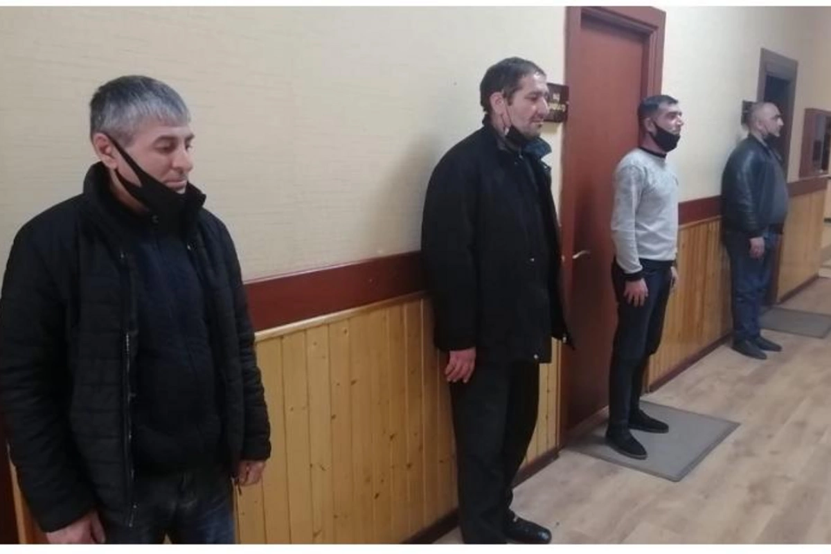 Polis gecələr işləyən kafe aşkarladı — FOTO