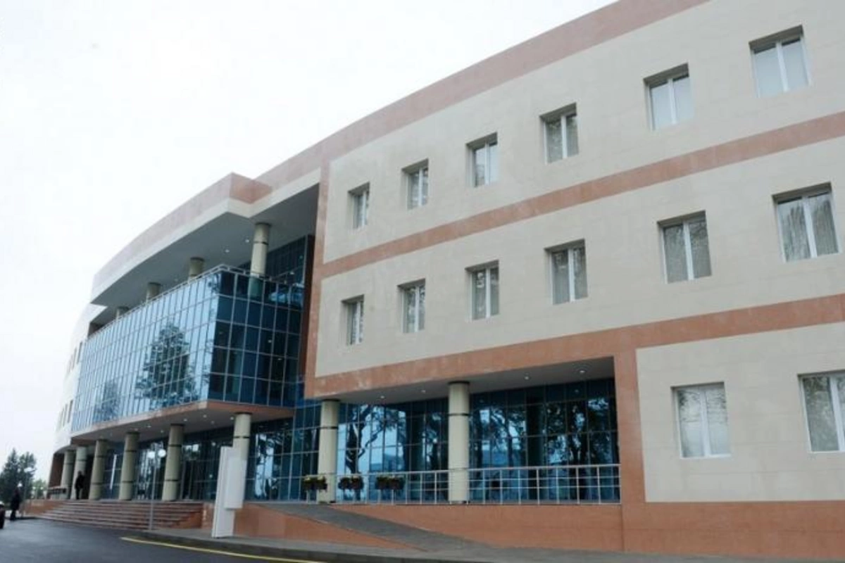 Ağdaş Mərkəzi Xəstəxanasının rəhbərinə rüşvətə görə cinayət işi başlanıldı