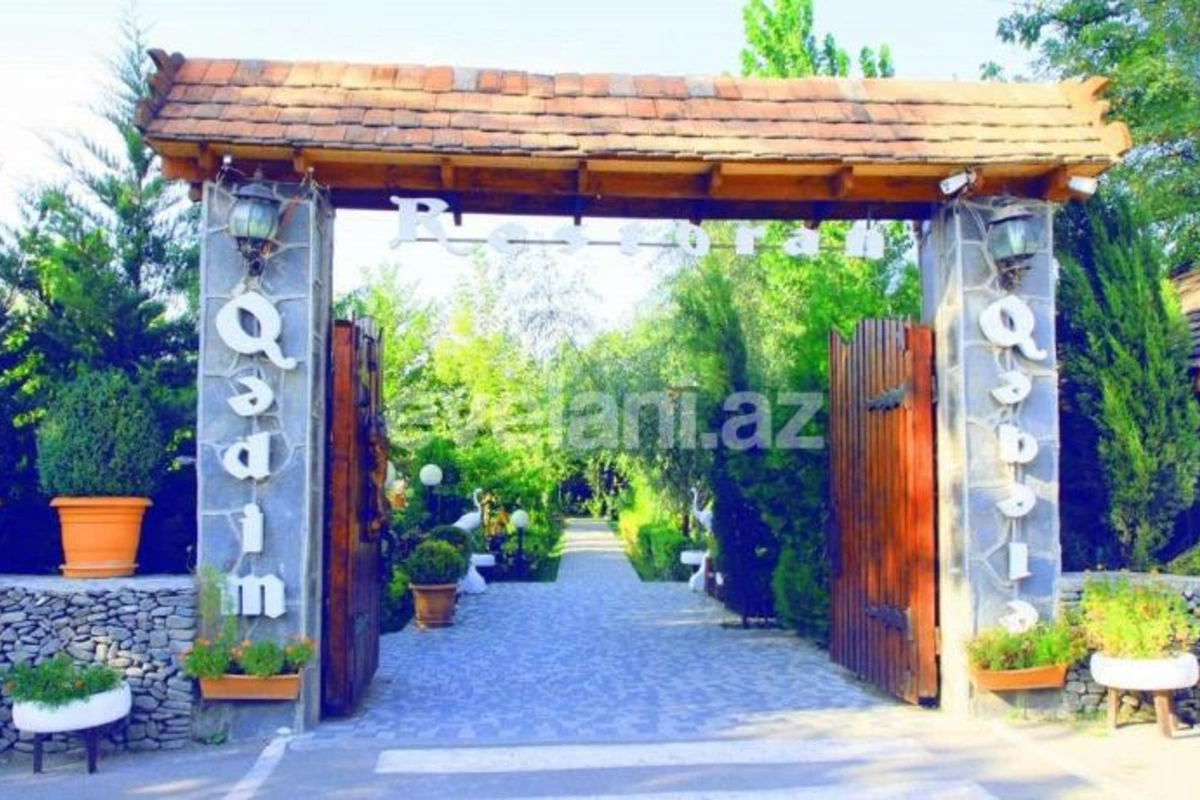 Qəbələdəki məşhur restoran 3 milyon manata satılır — FOTOLAR