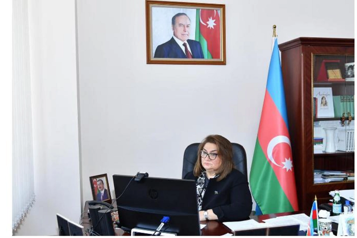 Ailə, qadın və uşaq məsələləri komitəsinin iclası keçirildi
