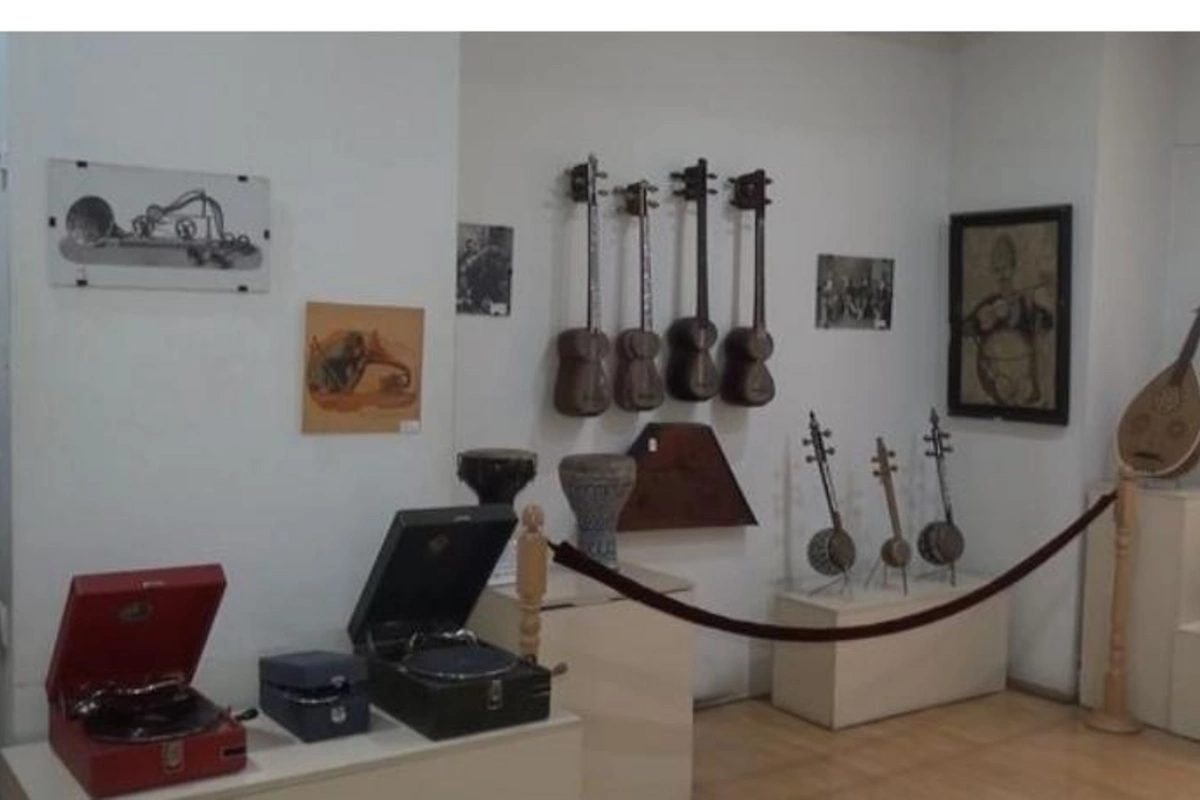 Azərbaycan musiqi alətləri Tbilisi muzeyində — VİDEO