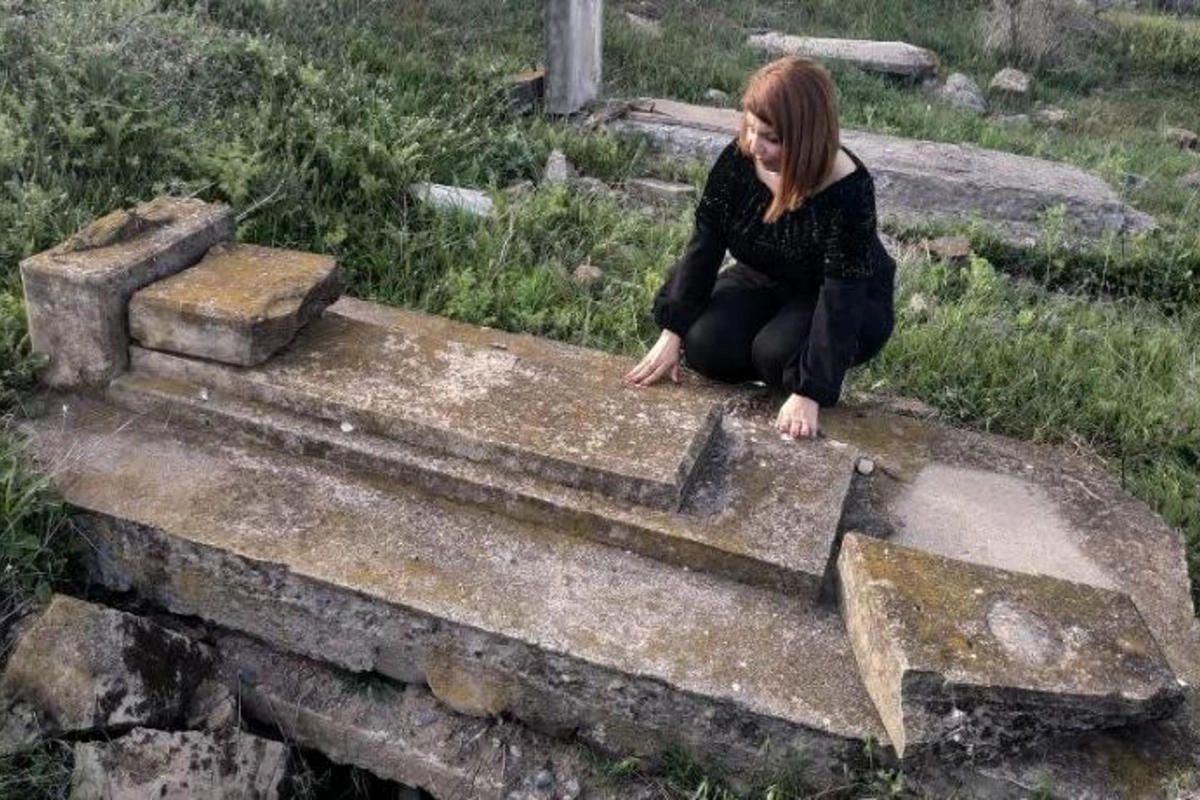 Jurnalist 28 ildən sonra Zəngilanda atasının məzarını tapdı
