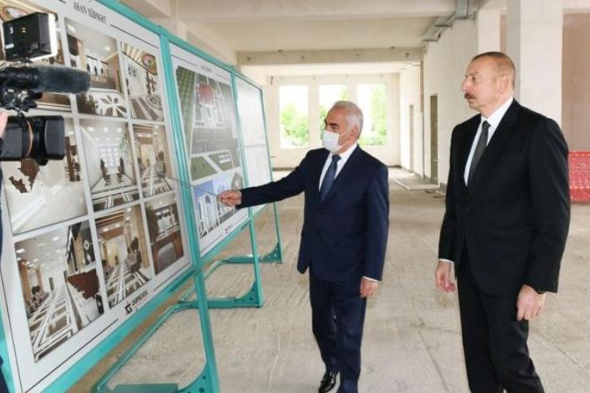 Dövlət başçısı Naxçıvanda “ASAN xidmət” Mərkəzinin tikintisi ilə tanış oldu — YENİLƏNİB