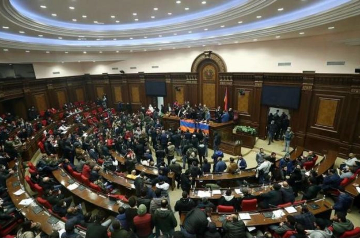 Ermənistan parlamenti növbəti dəfə Paşinyanın namizədliyini rədd etdi