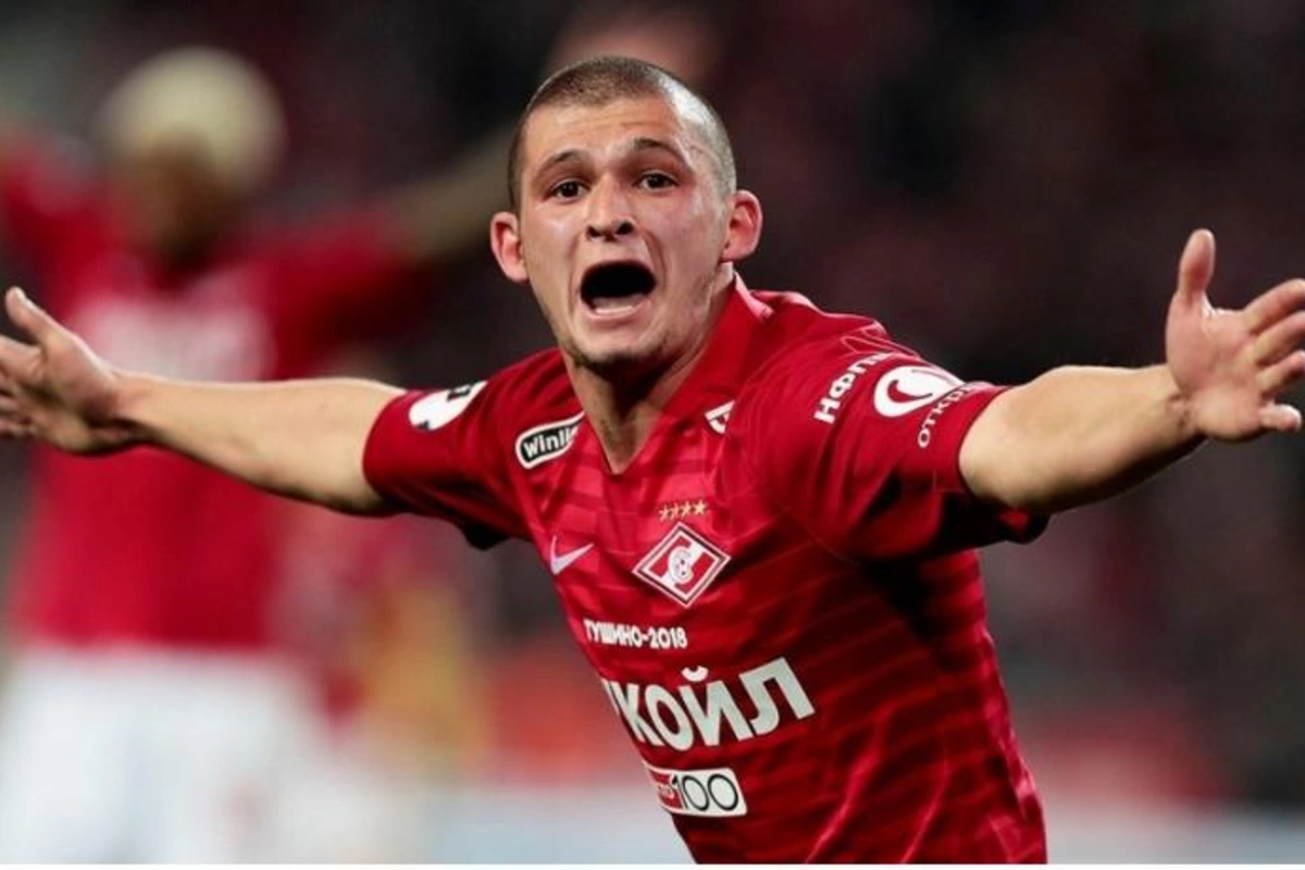 Spartak azərbaycanlı futbolçu ilə yollarını ayırdı