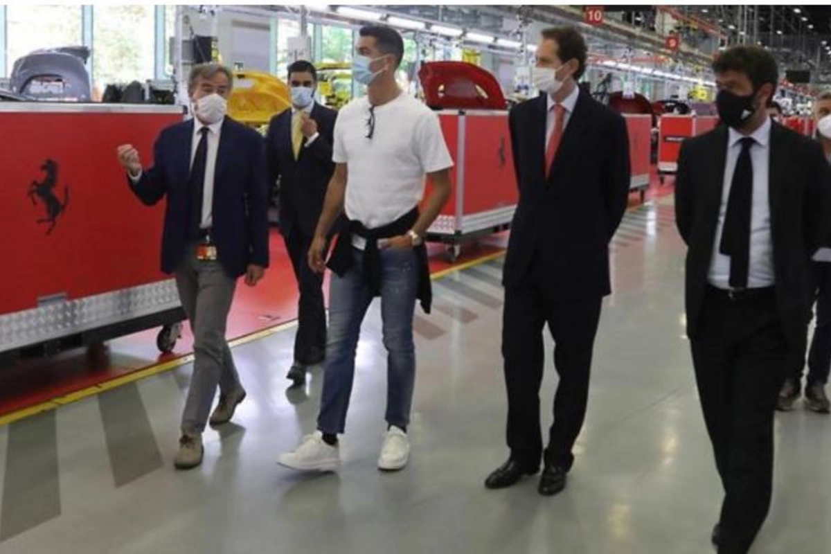 Ronaldo özünə yeni avtomobil sifariş etdi — FOTO
