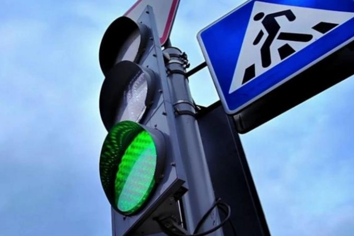 Bakıda bəzi küçə və prospektlərdə işıqforda yaşıl dalğa tətbiq ediləcək