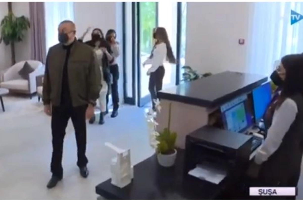 Prezidentlə otel işçisi arasında maraqlı dialoq — VİDEO