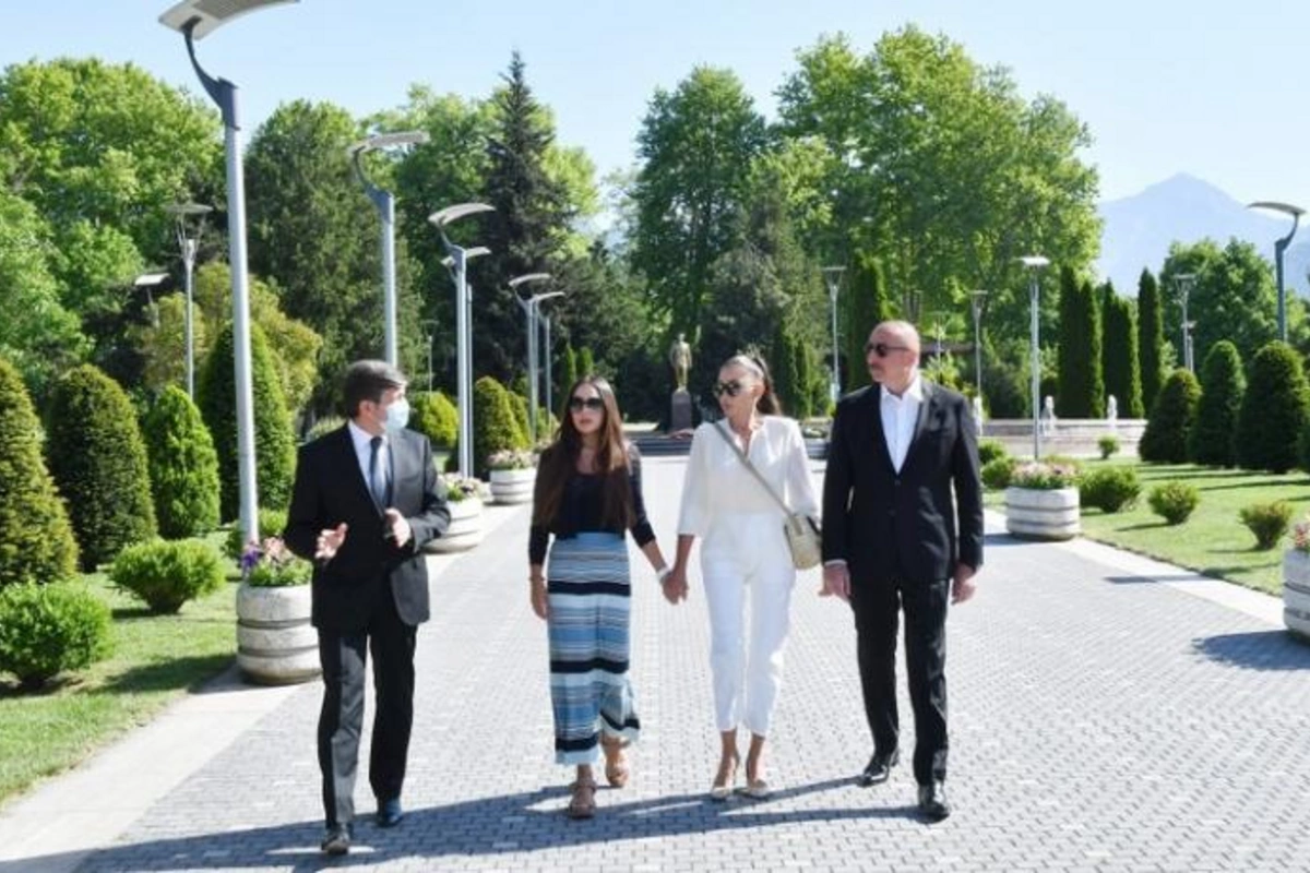 Prezident Qəbələ rayonuna səfərə gəldi — FOTOLAR