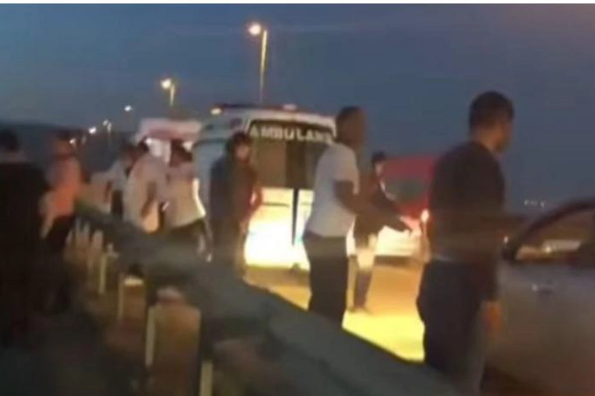 Bakıda dəhşətli qəza: Qardaşını xilas etdi, özü öldü - VİDEO