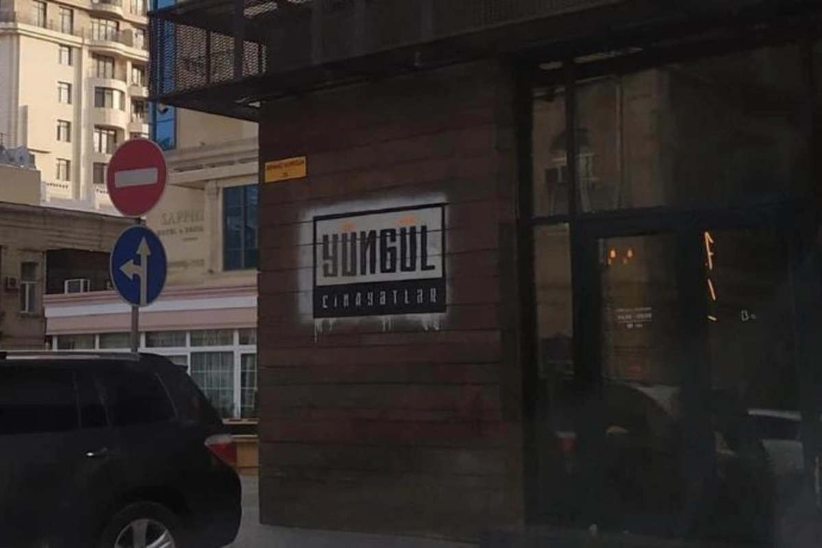 Məhkəmənin qabağında yeni restoran: Yüngül cinayətlər — FOTO