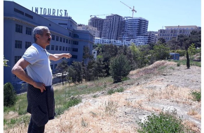 Məmurlar içində tanıdığım ən səmimi insan Hacıbaladır — Aslan İsmayılovla Xan çinar parkında SÖHBƏT (FOTOLAR) Məmurlar içində tanıdığım ən səmimi insan Hacıbaladır — Aslan İsmayılovla Xan çinar parkında SÖHBƏT (FOTOLAR)