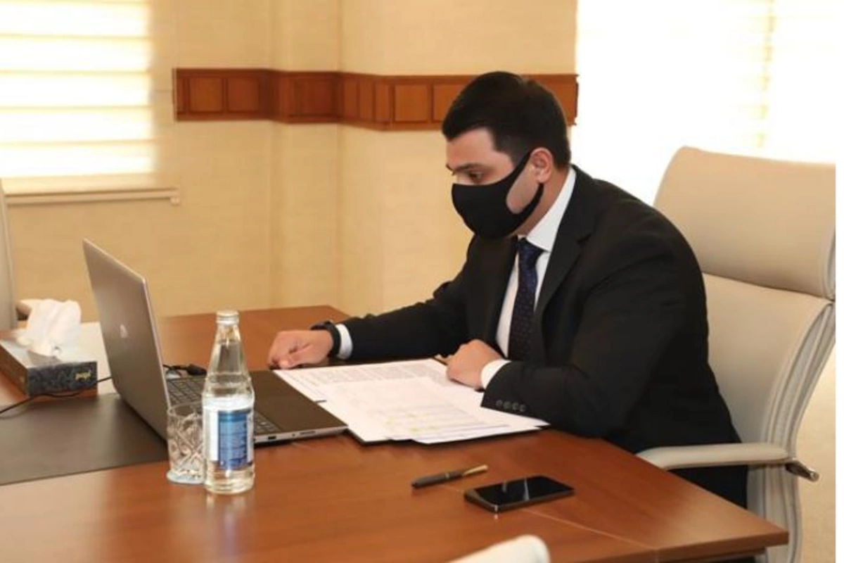 Neftçalanın gənc icra başçısı 18 minlik müqavilə imzaladı