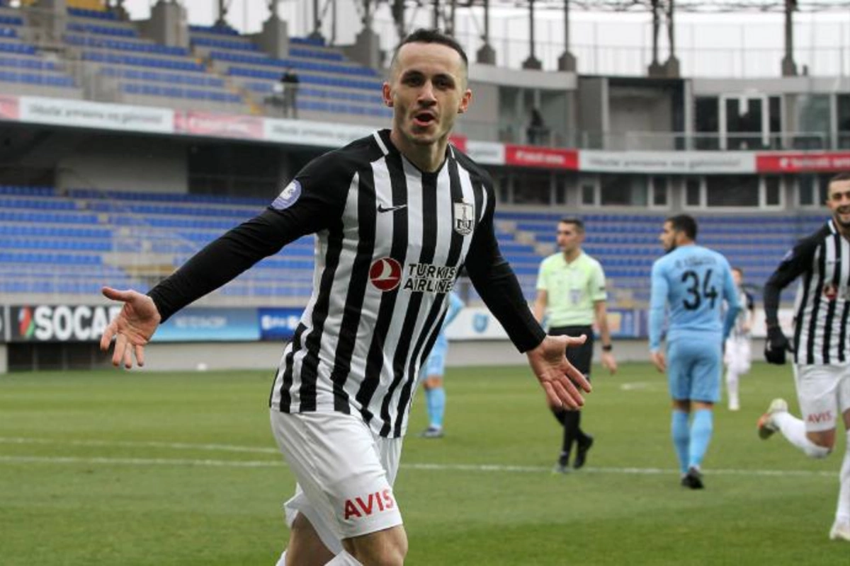 Namiq Ələsgərov Super Liqa yolunda: 500 min avroluq transfer