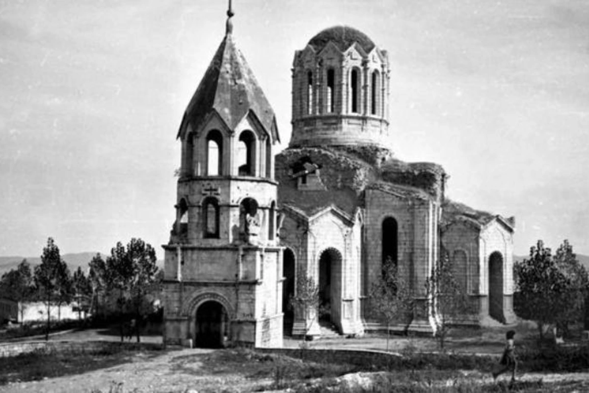 Şuşada Qazançı kilsəsi: Ermənilər pravoslav məbədini necə özününküləşdirib? — FOTOFAKT